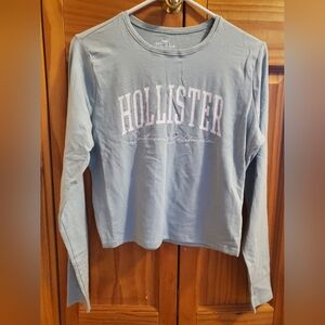 🆕️ NWOT Hollister Light Blue Long Sleeve Tee